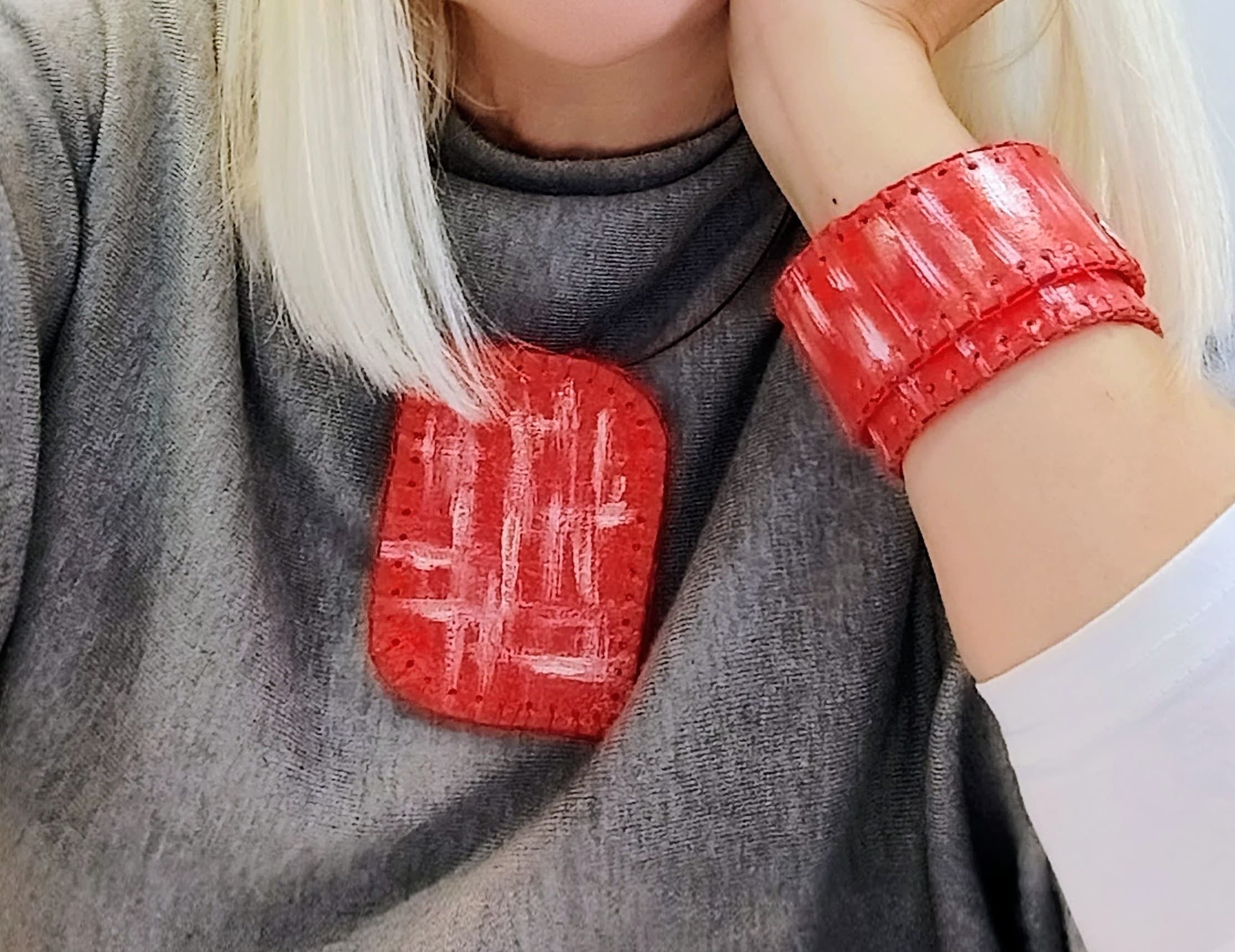 LJUBAV JE UVEK U CRVENOM thumb 3