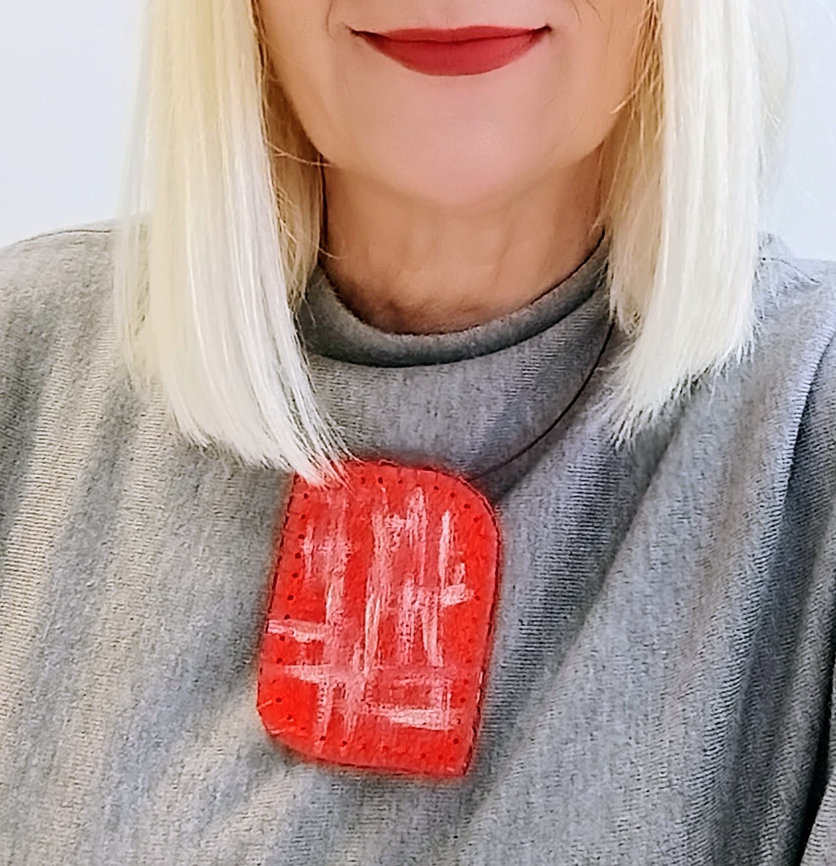 LJUBAV JE UVEK U CRVENOM thumb 4